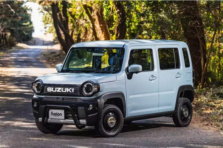 fusionが東京オートサロンで披露した「ハスラー」をHPで公開！