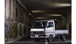 トラックモデル キャサ様 18110716756_cc5a_l.webp