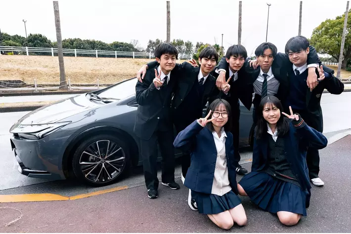若年層に向けて“はじめてのクルマの選び方”を啓発する、トヨタ『クルマの進路相談室』2025年は人気ラジオ番組「SCHOOL OF LOCK!」とコラボ