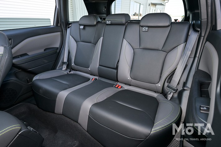 スバル フォレスター