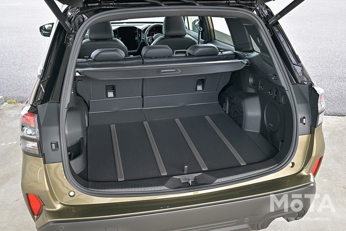 スバル フォレスター