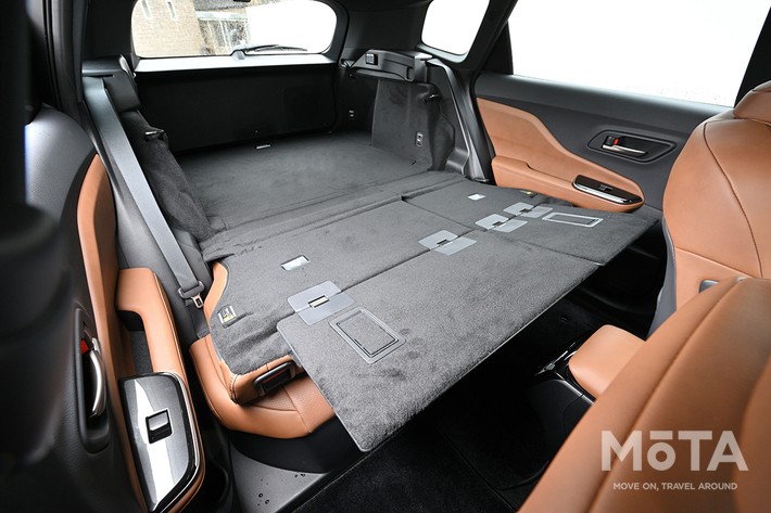 ラゲージルーム拡張ボードの使用イメージ