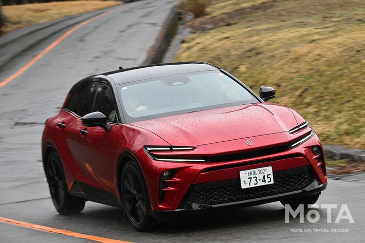 トヨタ クラウンスポーツ