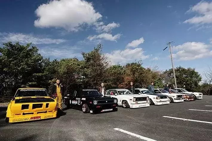 月刊Gワークス最新2025年6月号が発売！ 巻頭特集は『レーシングな旧車