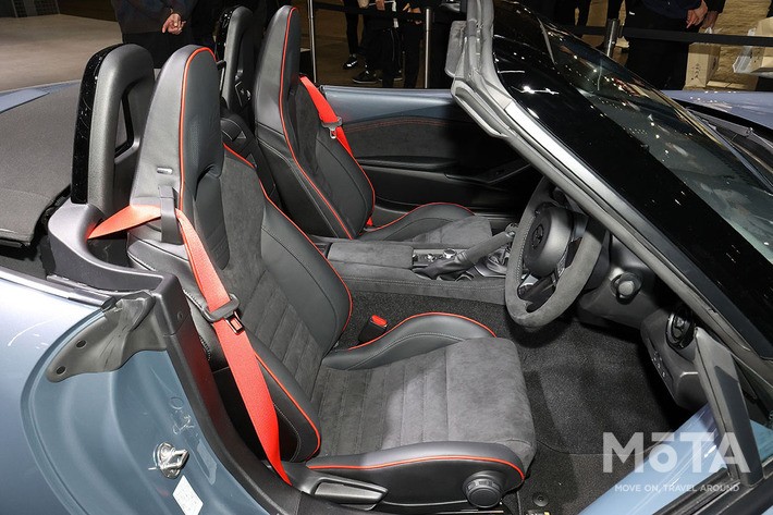 マツダスピリットレーシング ロードスターのシート