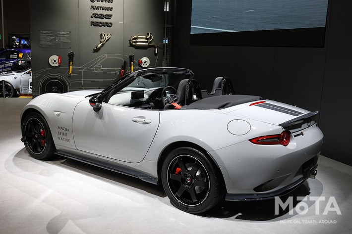 マツダ MAZDA SPIRIT RACING ロードスター