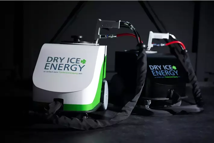 【生産性 最大50%向上】ドイツ製ドライアイス洗浄機「ドライアイスエナジー」日本上陸 - 商業施設から整備・板金・コーティング業まで対応、2モデル同時展開 -