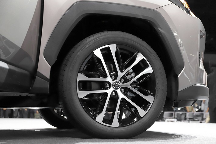トヨタ RAV4