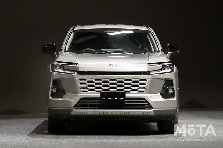 新型RAV4（コアグレード）