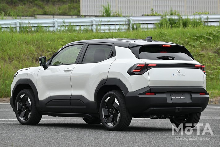 ［23/79］スズキ 新型eビターラ外観 リアビュー