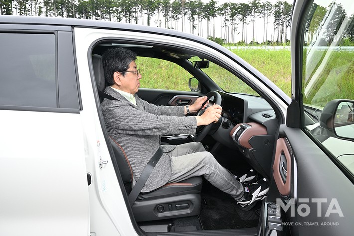 ［70/79］スズキ 新型eビターラ内装 運転席乗車時