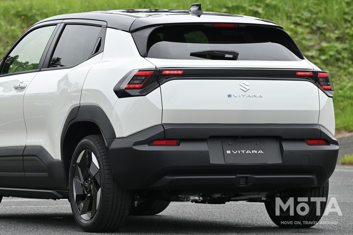 ［20/79］スズキ 新型eビターラ外観 リアビュー