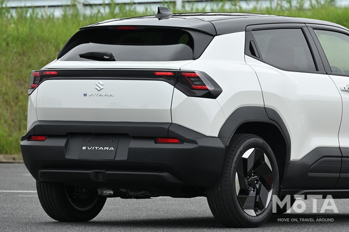 ［18/79］スズキ 新型eビターラ外観 リアビュー