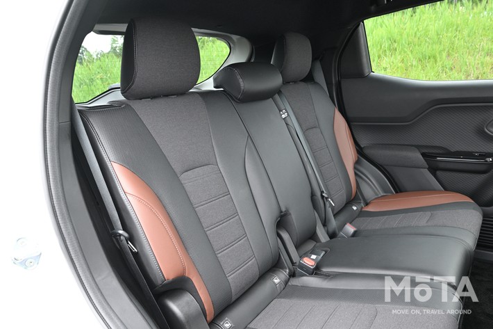 ［65/79］スズキ 新型eビターラ内装 セカンドシート