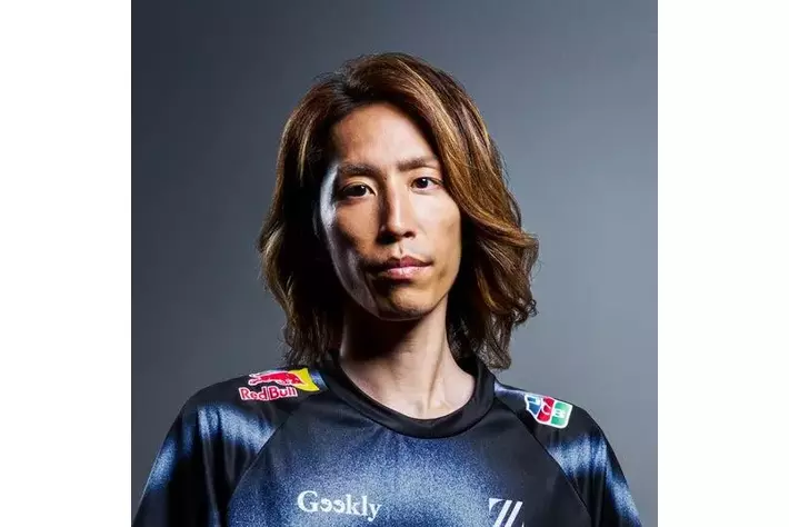 ZETA DIVISION」に人気ストリーマーSHAKAが加入。トヨタ・コニック