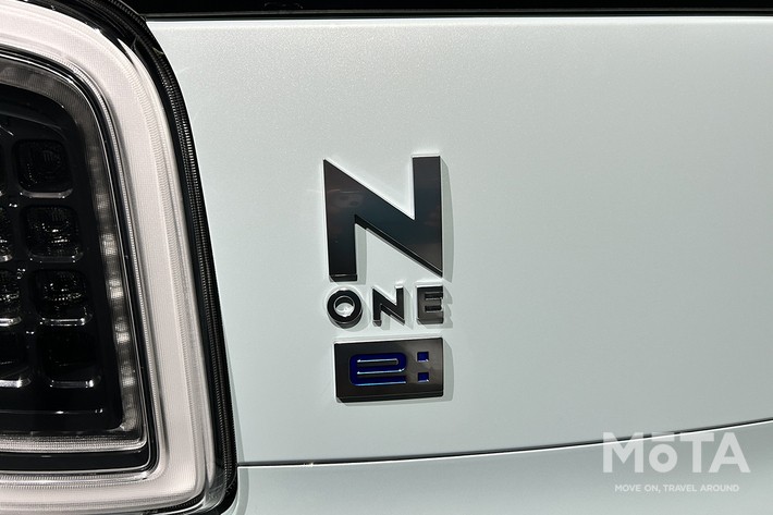 11/47 新型N-ONE e: リアビュー（Gグレード）