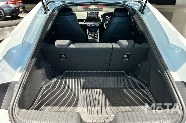 35/46 ホンダ 新型プレリュード 荷室