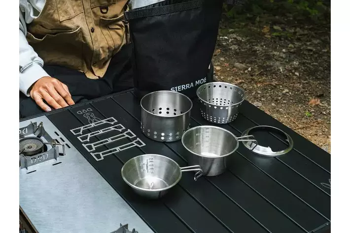 新作焚き火台】シェラカップと重ねて持ち運べる超コンパクト収納