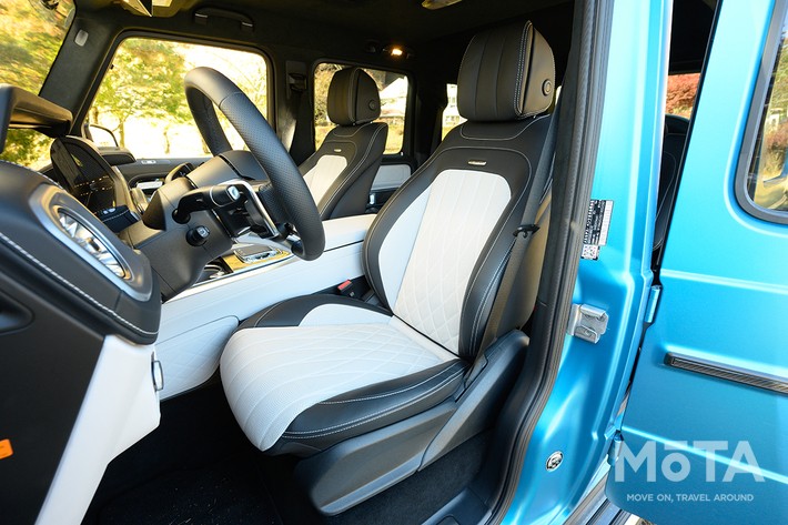メルセデス・ベンツ Gクラスの前席