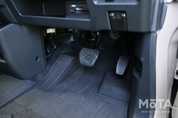 三菱 デリカミニ