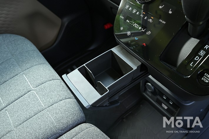 三菱 デリカミニ