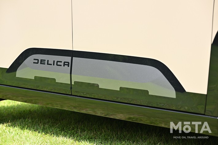 三菱 デリカミニ