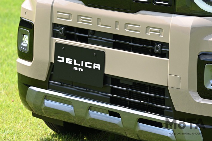 「DELICA」のロゴ