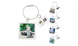 頭文字D アクリルキーホルダー 頭文字D』あなたの誕生日を見つけよう！365日 (全366種) アクリルキー