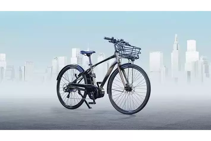 通勤を変える次世代の電動アシスト自転車 OFFICEPRESS-eがモデル