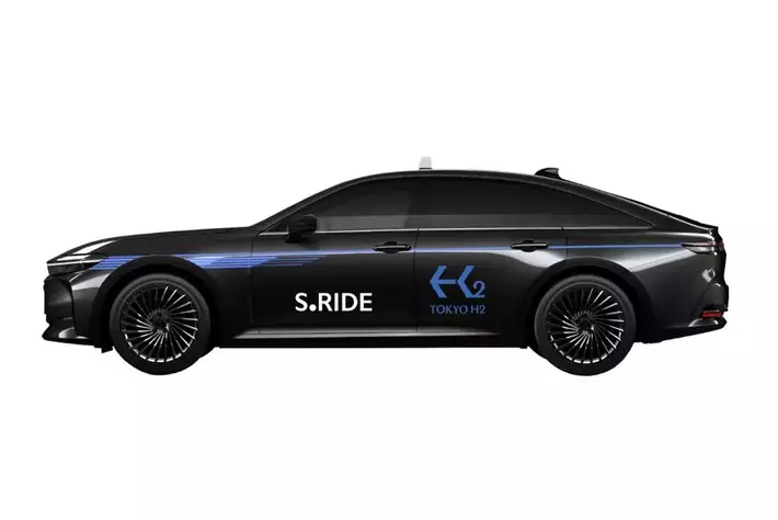 東京の街を、未来へ。燃料電池自動車「クラウン FCEV」（水素タクシー