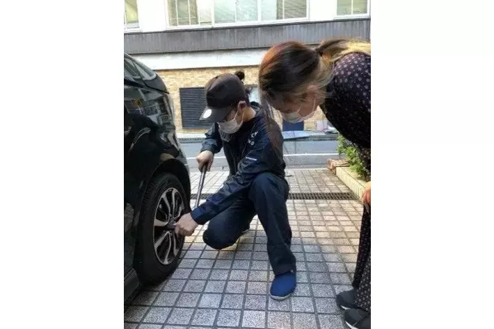 まだまだ暑さは続きますが‥‥まちがいなくやって来るのはスタッドレス 