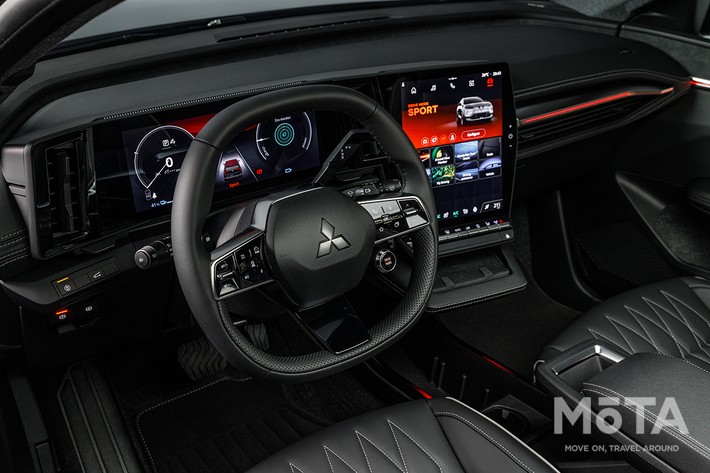 新型エクリプスクロス(欧州仕様)の運転席まわり