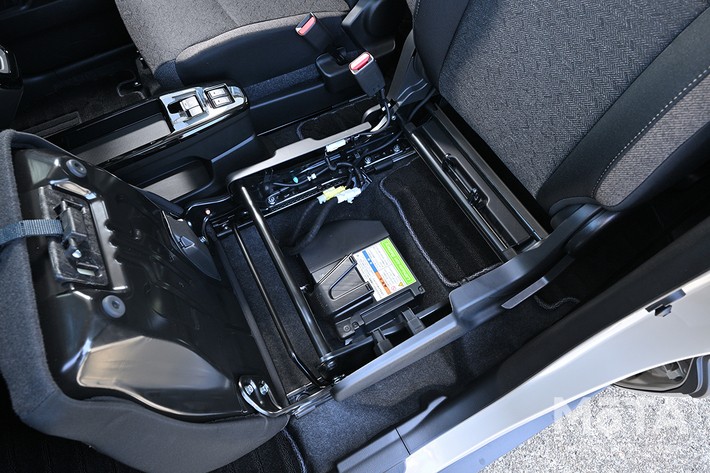 スズキ クロスビー