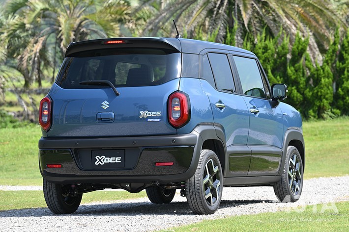 スズキ クロスビー