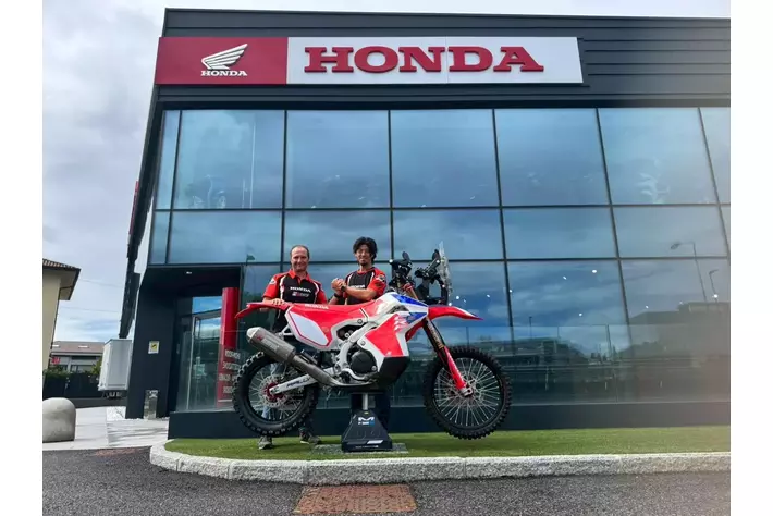 タカ ZX490LCH ミニカー オレンジ 日立建機 1/50 油圧 ショベルカー - メルカリ