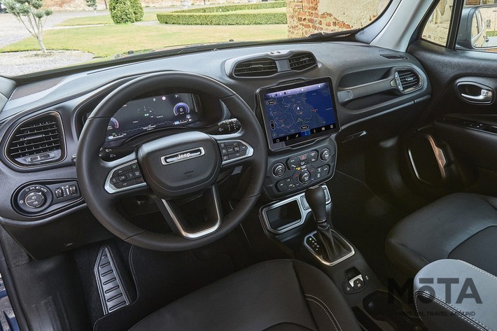 ジープ レネゲード