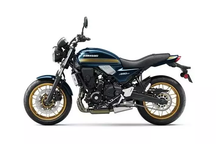 kawasaki】Z650RS 純正マフラー 新車外し 投稿詳細｜MOTOCLE
