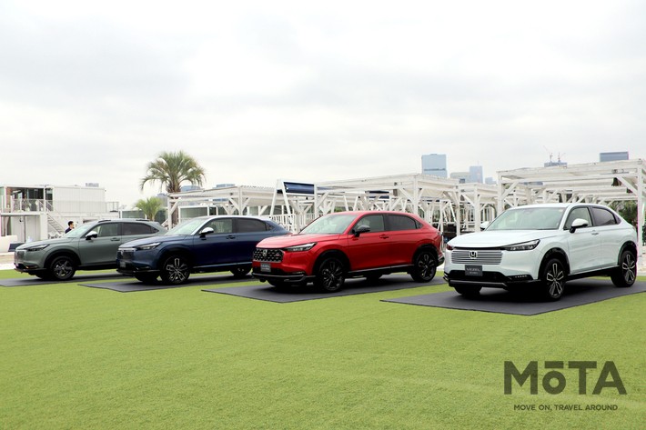 ホンダ ヴェゼル e：HEV RS