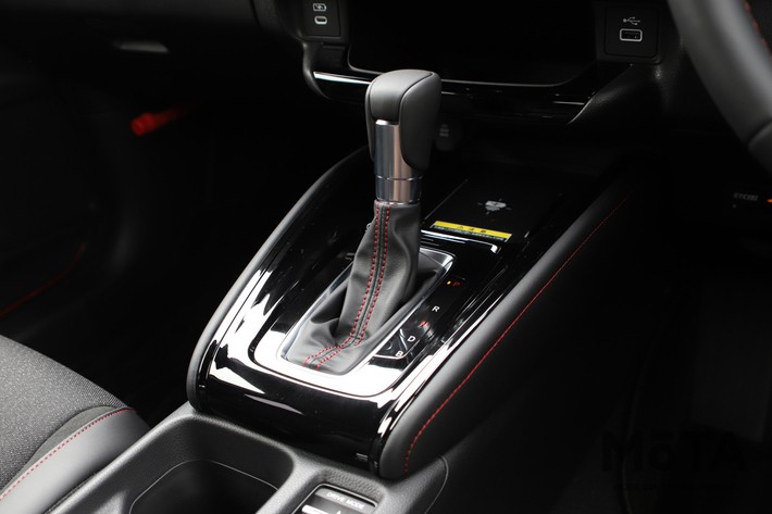 ホンダ ヴェゼル e：HEV RS