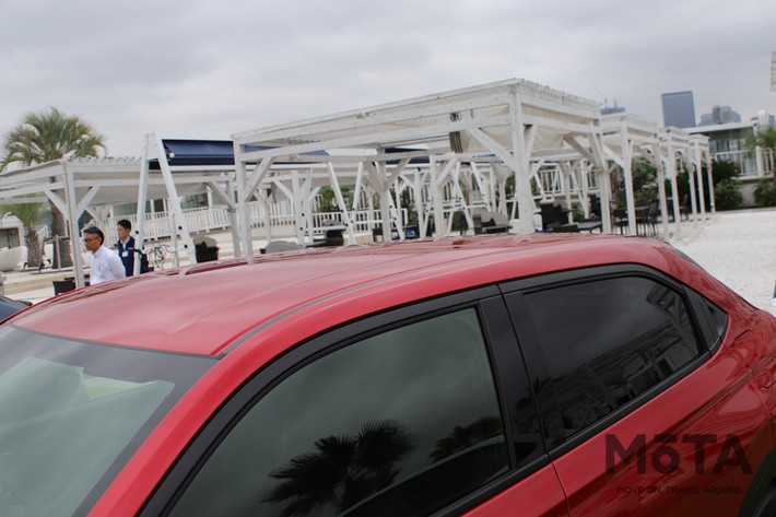 ホンダ ヴェゼル e：HEV RS