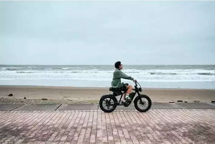 WinC、プレミアムe-Bike「CAVET II」をNOT A HOTEL AOSHIMA
