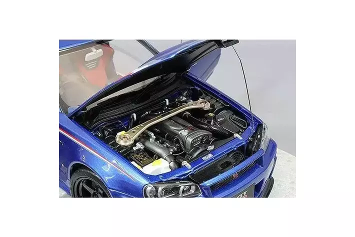 日産スカイライン GT-R (BNR34) の 1/18 スケールミニカーが CAMSHOP