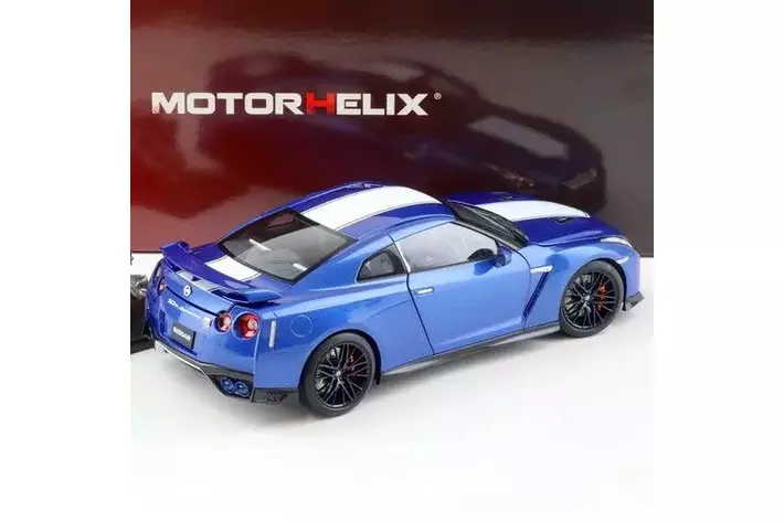 日産 GT-R (R35) ワンガンブルーの 1/18 スケールミニカーが CAMSHOP