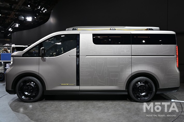 ハイエースコンセプトのサイドビュー