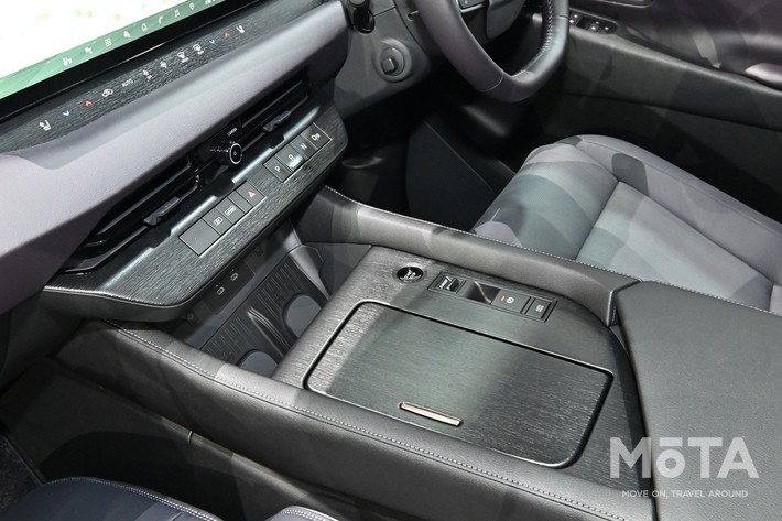 日産 新型エルグランド 内装