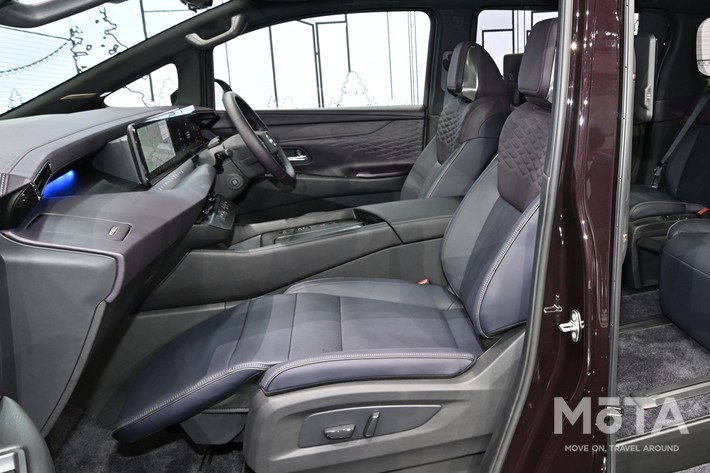 日産 新型エルグランド 内装