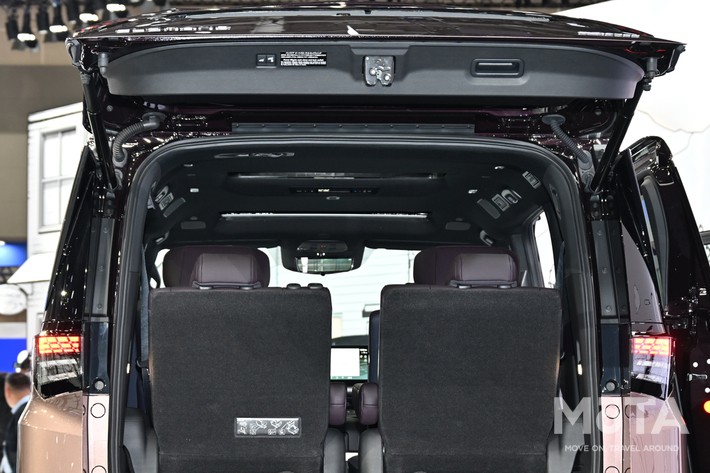 日産 新型エルグランド 内装