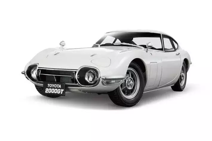 全長およそ20cmの迫力。国産名車の魅力を堪能できる1/18スケールモデル