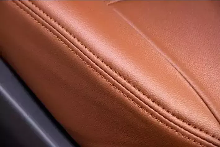 コスパ重視で気軽にカスタム。ジムニー用フロントシートカバーが新登場