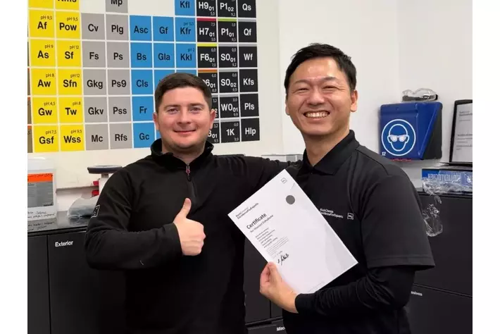 Koch-Chemie本社の技術プログラムにて、日本人初の修了者が誕生｜欧州基準のディテイリング技術を習得